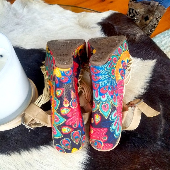 Gorgeous Fun wedges - Picture 4 of 9